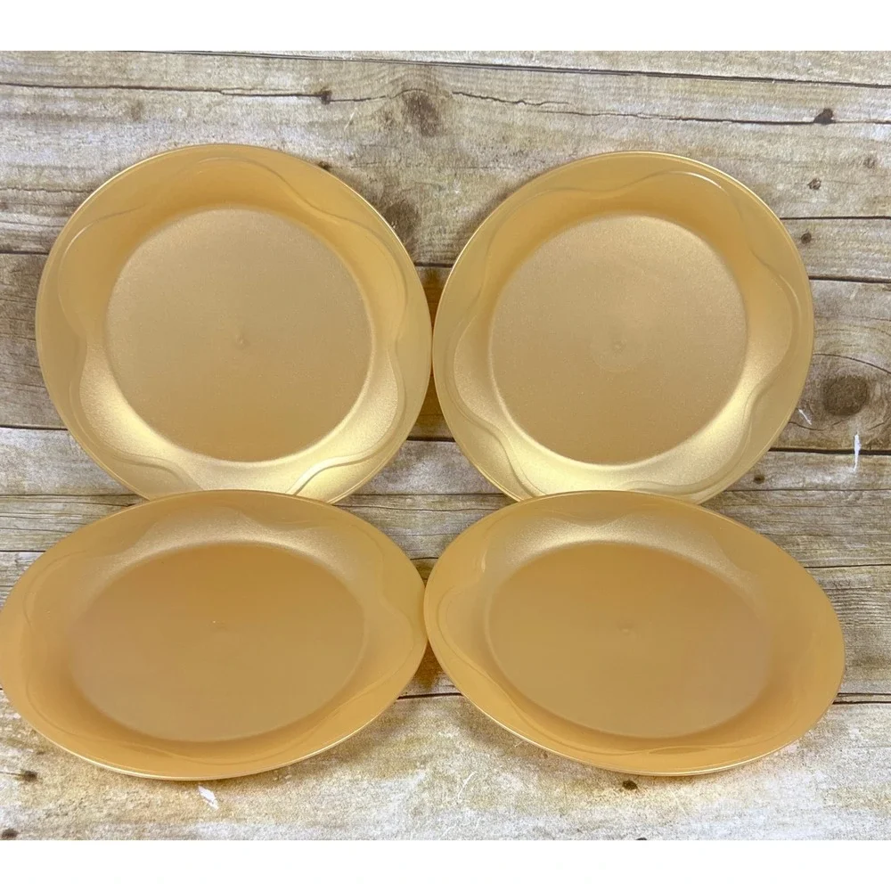 Tupperware NEW Luncheon Dessert  Plates Open House Gold  8 in Set of 4